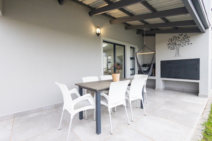 3 Bedroom Property for Sale in Altona Western Cape